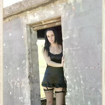 Heather Brown - Part 2 Our 2nd shoot together worked perfectly. Heather wanted to shoot at the